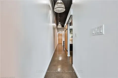 404 King Street N/a W Kitchener ON N2G 2L5