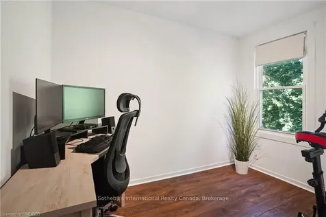 256 Holton Avenue S Hamilton ON L8M 2L9