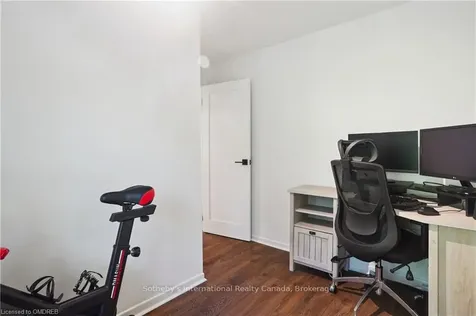 256 Holton Avenue S Hamilton ON L8M 2L9