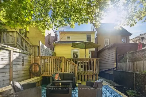 256 Holton Avenue S Hamilton ON L8M 2L9