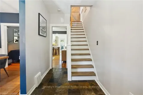 256 Holton Avenue S Hamilton ON L8M 2L9
