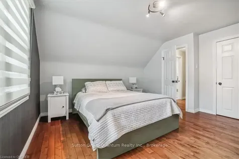 68 Wyngate Avenue Hamilton ON L8G 1T6