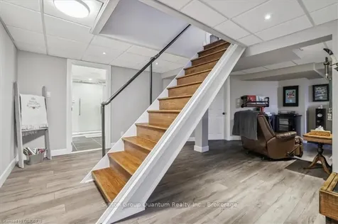 68 Wyngate Avenue Hamilton ON L8G 1T6