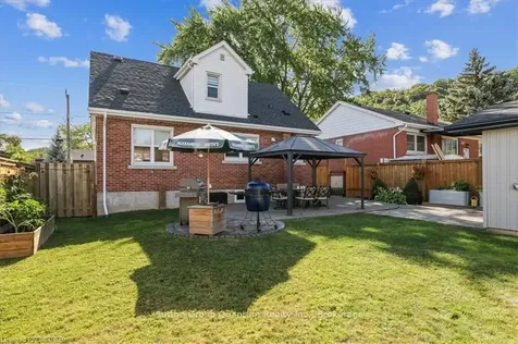 68 Wyngate Avenue Hamilton ON L8G 1T6