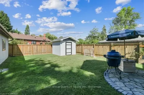 68 Wyngate Avenue Hamilton ON L8G 1T6