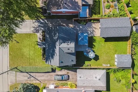 68 Wyngate Avenue Hamilton ON L8G 1T6