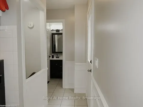 17 Oceanic Drive Hamilton ON L8E 4H3
