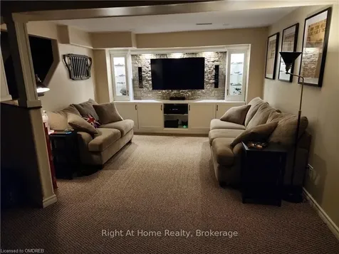 17 Oceanic Drive Hamilton ON L8E 4H3