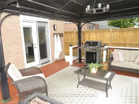 17 Oceanic Drive Hamilton ON L8E 4H3