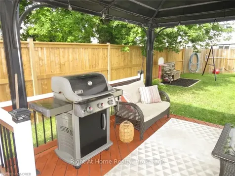 17 Oceanic Drive Hamilton ON L8E 4H3