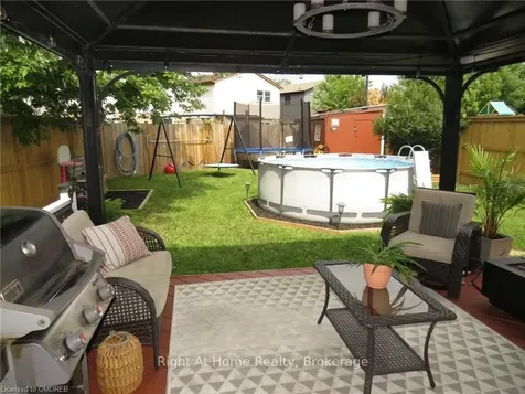 17 Oceanic Drive Hamilton ON L8E 4H3