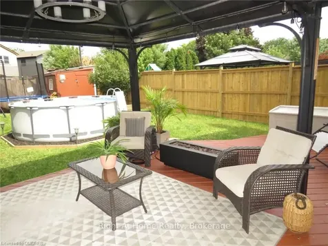 17 Oceanic Drive Hamilton ON L8E 4H3