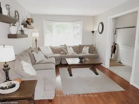 17 Oceanic Drive Hamilton ON L8E 4H3