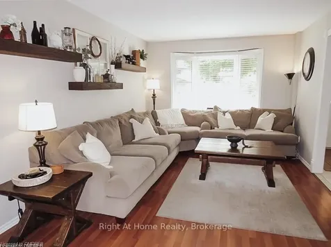 17 Oceanic Drive Hamilton ON L8E 4H3