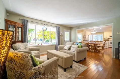 7907 Walkers Drive Strathroy-caradoc ON N7G 3H4