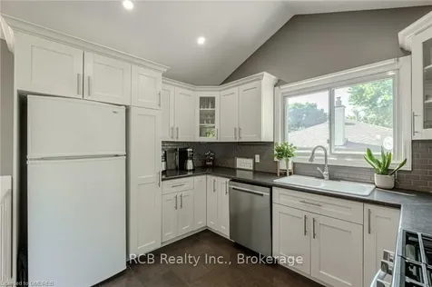 6 Lillian Street E Brant ON N0E 1N0