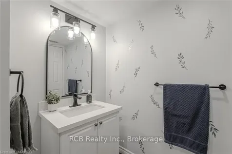 6 Lillian Street E Brant ON N0E 1N0