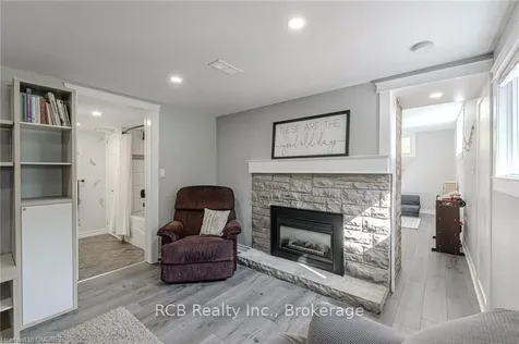 6 Lillian Street E Brant ON N0E 1N0