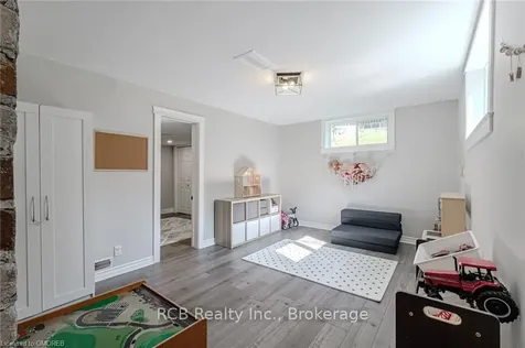 6 Lillian Street E Brant ON N0E 1N0