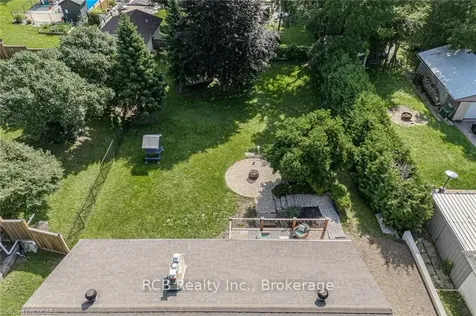 6 Lillian Street E Brant ON N0E 1N0