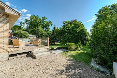 6 Lillian Street E Brant ON N0E 1N0