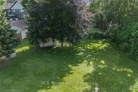 6 Lillian Street E Brant ON N0E 1N0