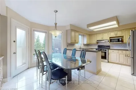 2 Garden Walk London ON N6J 4W9