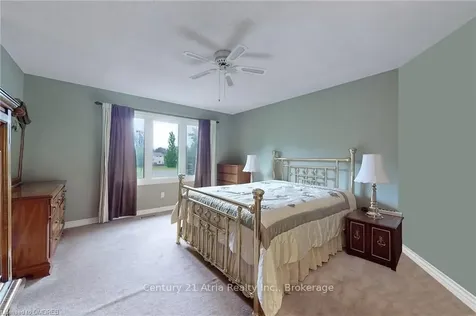 2 Garden Walk London ON N6J 4W9