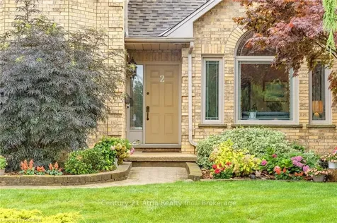 2 Garden Walk London ON N6J 4W9