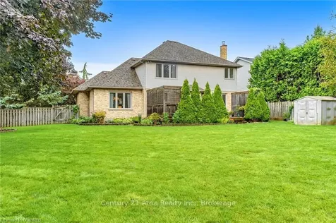 2 Garden Walk London ON N6J 4W9