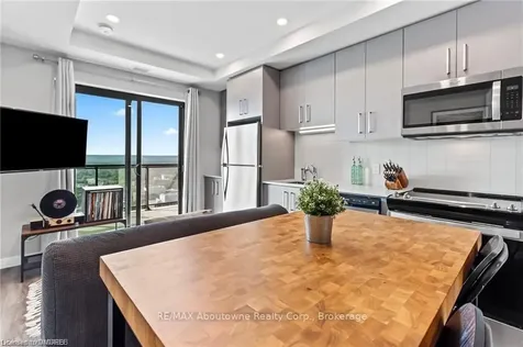 15 Queen Street S Hamilton ON L8P 0C6