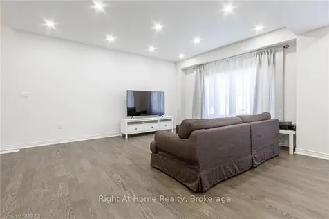 10 Broddy Avenue Brantford ON L3T 0V2