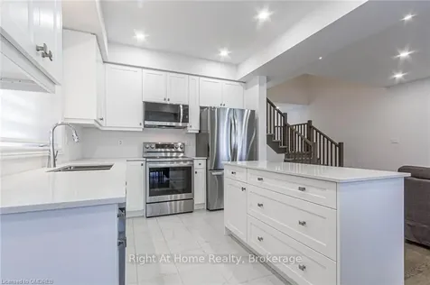 10 Broddy Avenue Brantford ON L3T 0V2