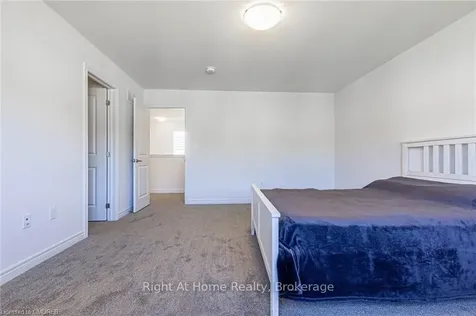 10 Broddy Avenue Brantford ON L3T 0V2