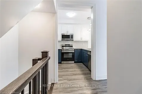 575 Woodward Avenue Hamilton ON L8H 6P2