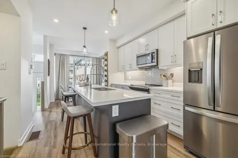 14 Munay Lane Hamilton ON L9G 0H3