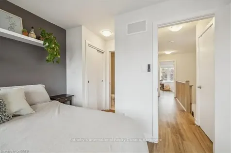 14 Munay Lane Hamilton ON L9G 0H3