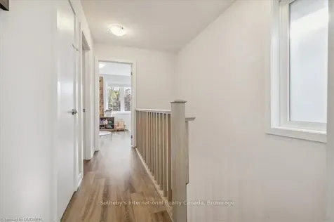 14 Munay Lane Hamilton ON L9G 0H3