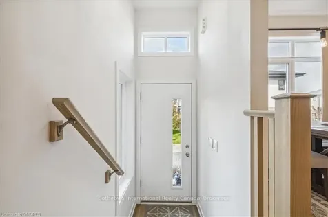 14 Munay Lane Hamilton ON L9G 0H3