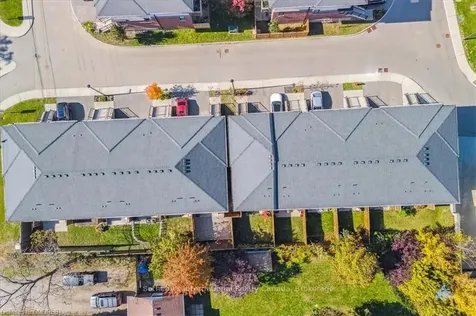 14 Munay Lane Hamilton ON L9G 0H3