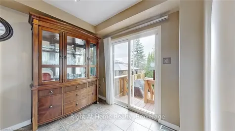 83 Shadyglen Drive Hamilton ON L8J 3W8