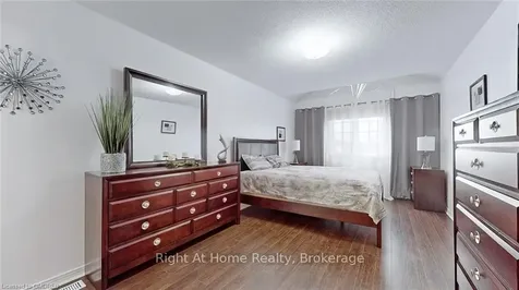 83 Shadyglen Drive Hamilton ON L8J 3W8