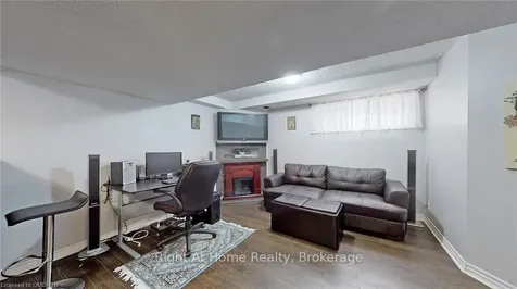 83 Shadyglen Drive Hamilton ON L8J 3W8