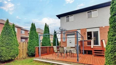 83 Shadyglen Drive Hamilton ON L8J 3W8