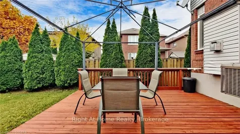 83 Shadyglen Drive Hamilton ON L8J 3W8