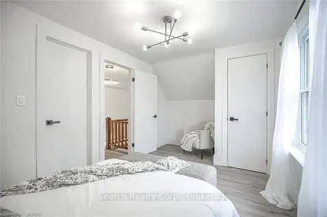 393 Weber Street E Kitchener ON N2H 1G4