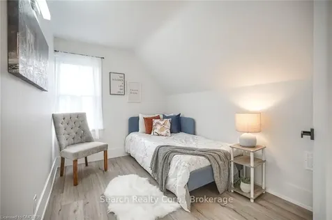 393 Weber Street E Kitchener ON N2H 1G4