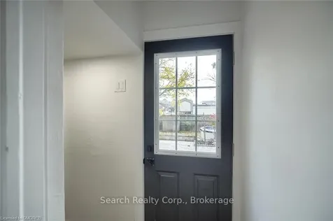 393 Weber Street E Kitchener ON N2H 1G4