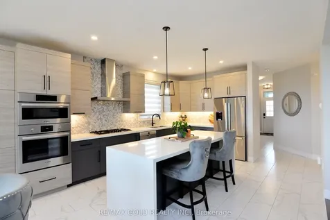 50 Tindall Crescent East Luther Grand Valley ON L9W 7R8