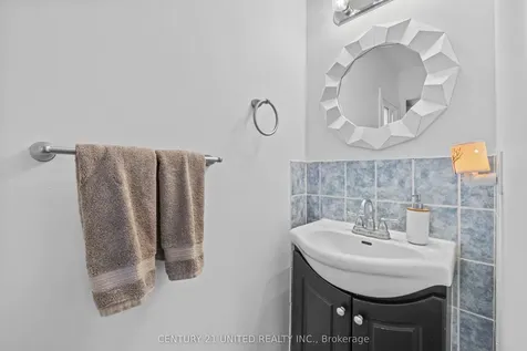 2046 Yale Road Douro-dummer ON K0L 2H0